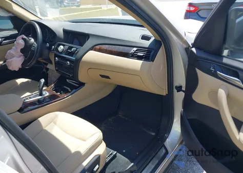 2017 BMW X3 xDrive28I z USA, uszkodzony, nr VIN 5UXWX9C32H0W75875